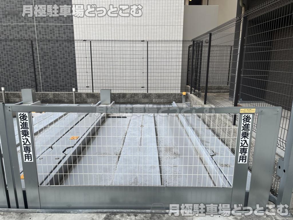 神戸市中央区筒井町3丁目12番22号の月極駐車場3