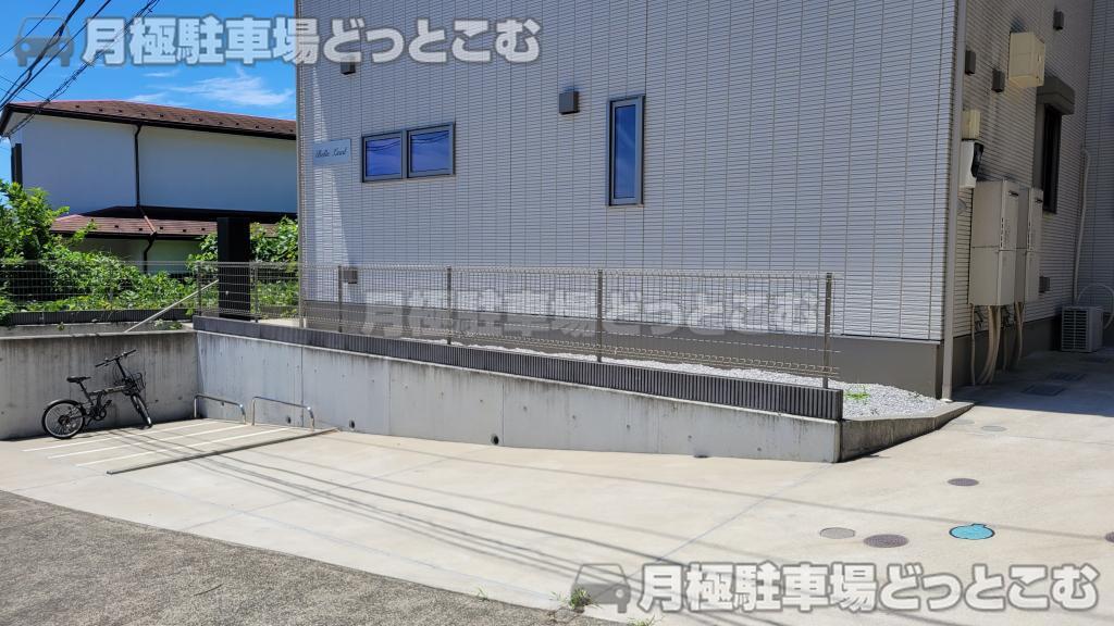 横浜市戸塚区戸塚町3626－9の月極駐車場2