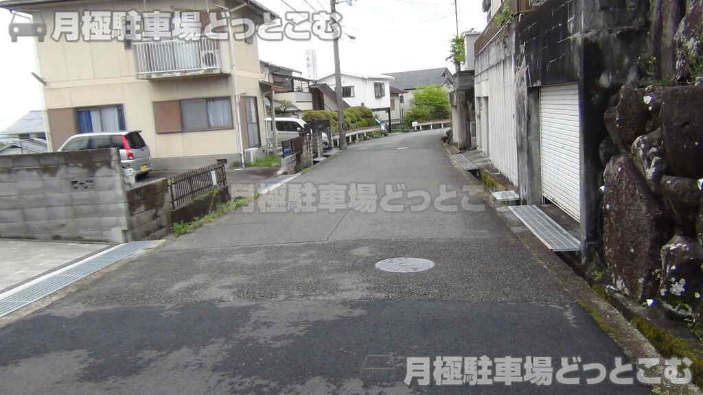 神戸市北区有野台9丁目8-5の月極駐車場3