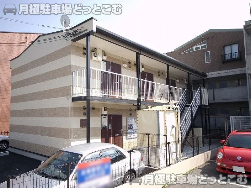 京田辺市田辺中央2－2－14の月極駐車場1