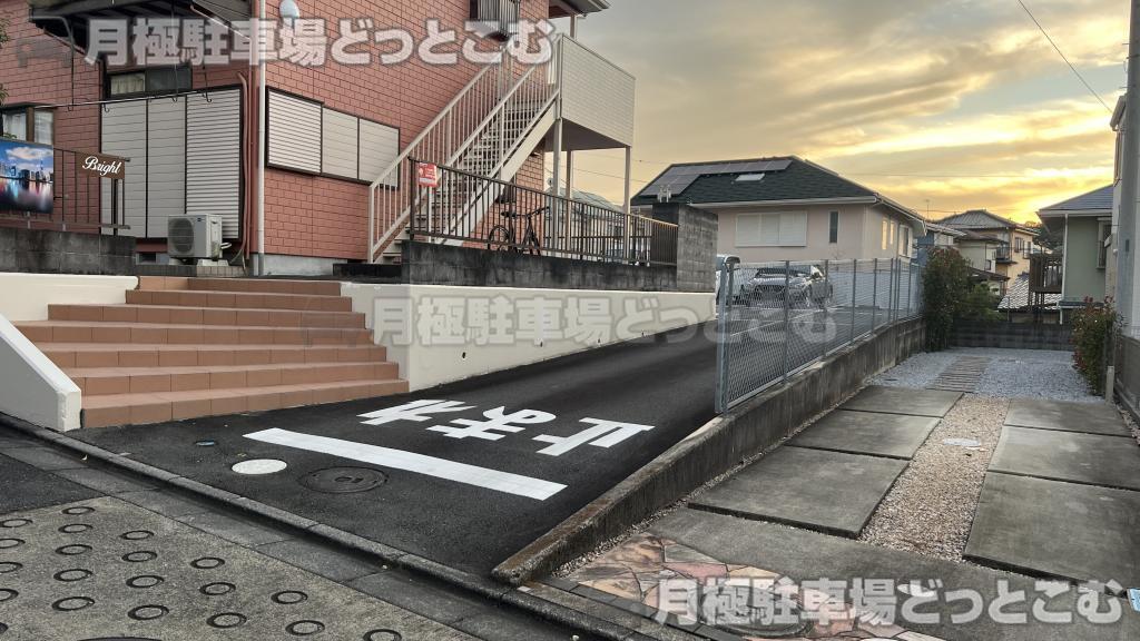 秦野市今泉台3丁目1-6の月極駐車場6