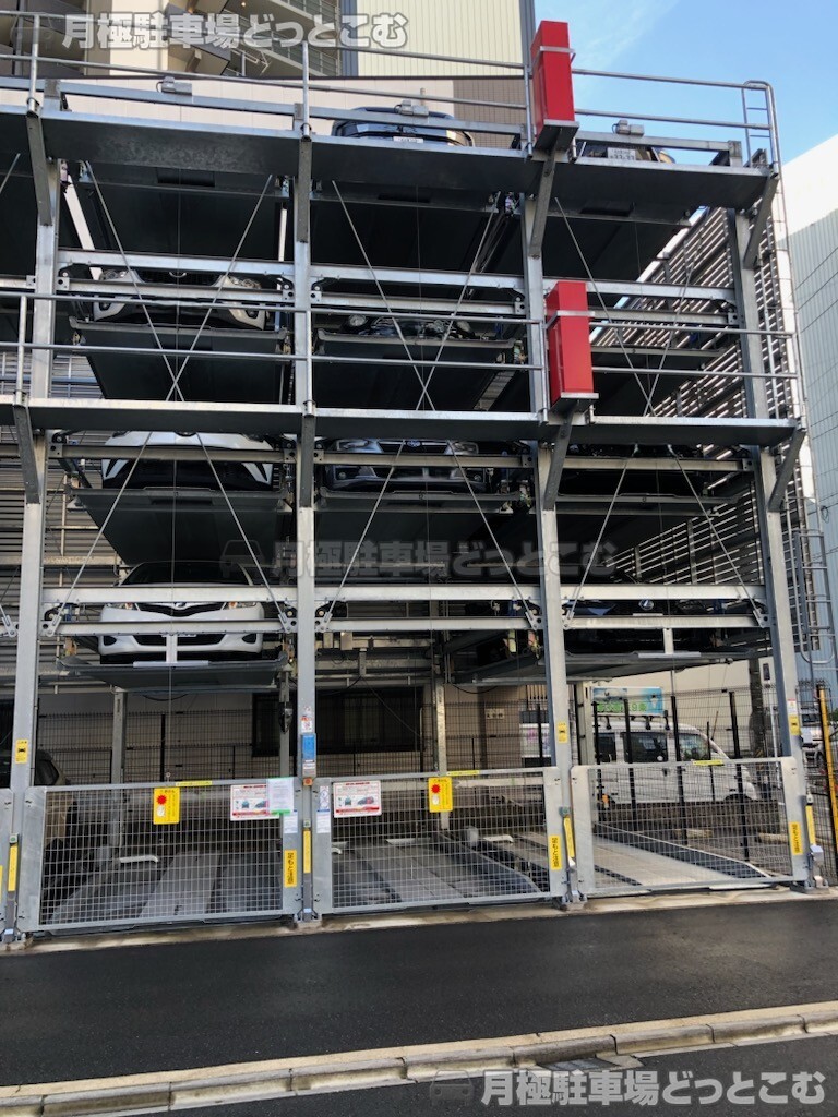 名古屋市東区葵1丁目2201-3の月極駐車場5