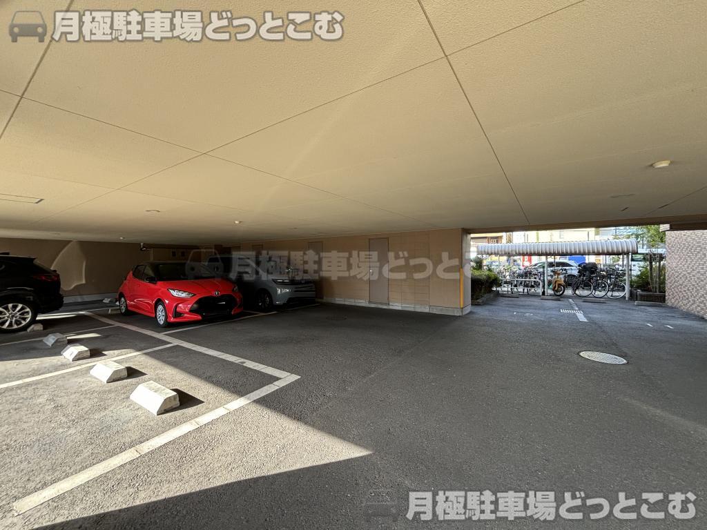 名古屋市熱田区新尾頭1丁目4-11の月極駐車場5