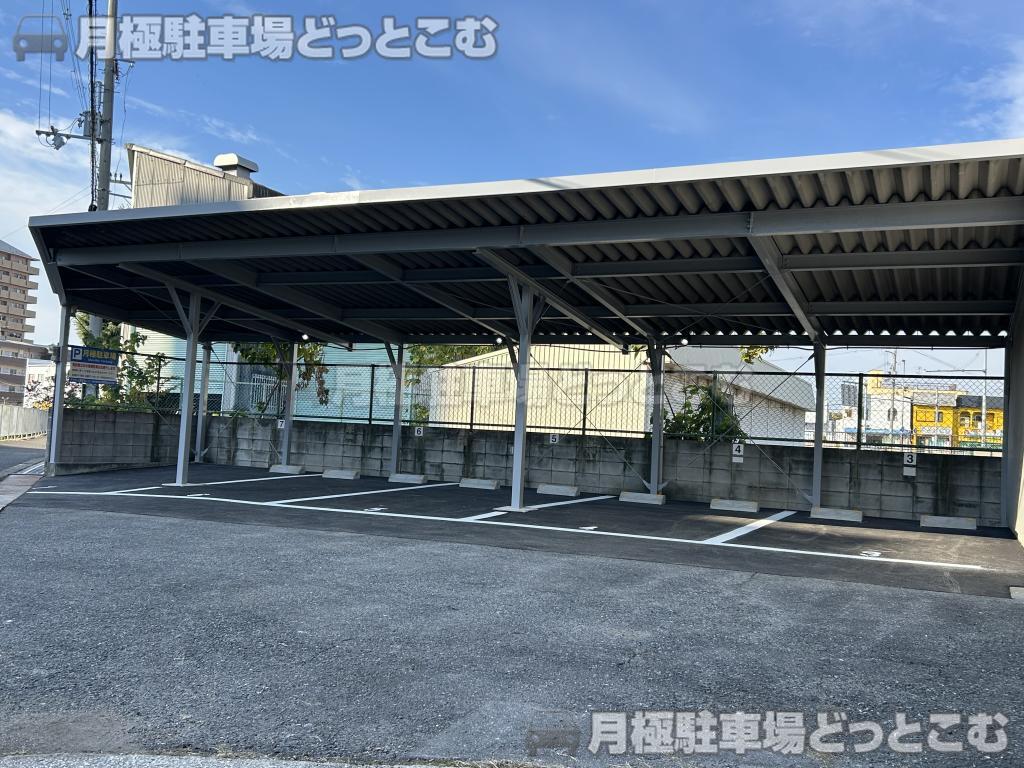 堺市西区上野芝向ヶ丘町1丁811番1の月極駐車場1