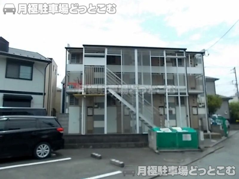 茅ヶ崎市東海岸北2－5－4の月極駐車場1