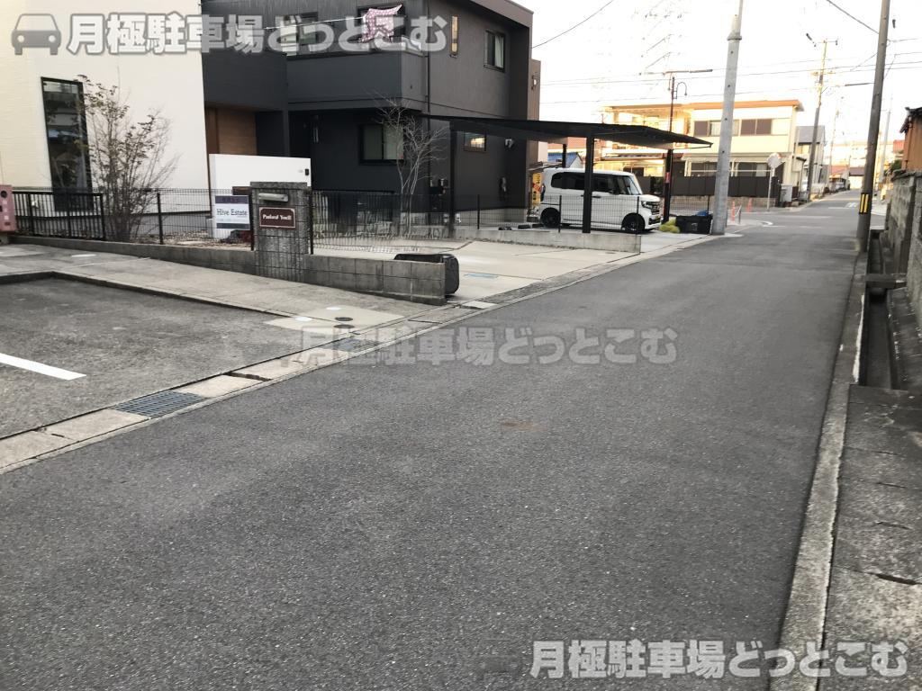 北名古屋市熊之庄10の月極駐車場8