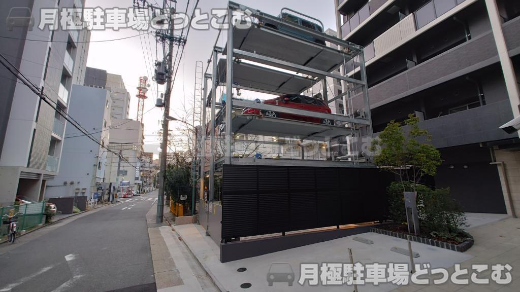 名古屋市東区泉2丁目24番21号の月極駐車場4