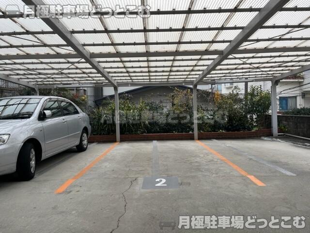 神戸市中央区熊内町6-5-9の月極駐車場2