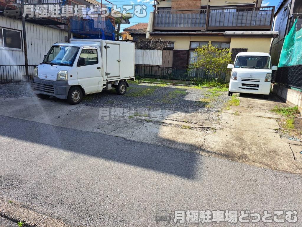 さいたま市岩槻区本丸2丁目261-137の月極駐車場4