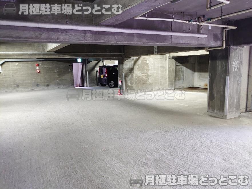 加古川市平岡町新在家二丁目277-8の月極駐車場2
