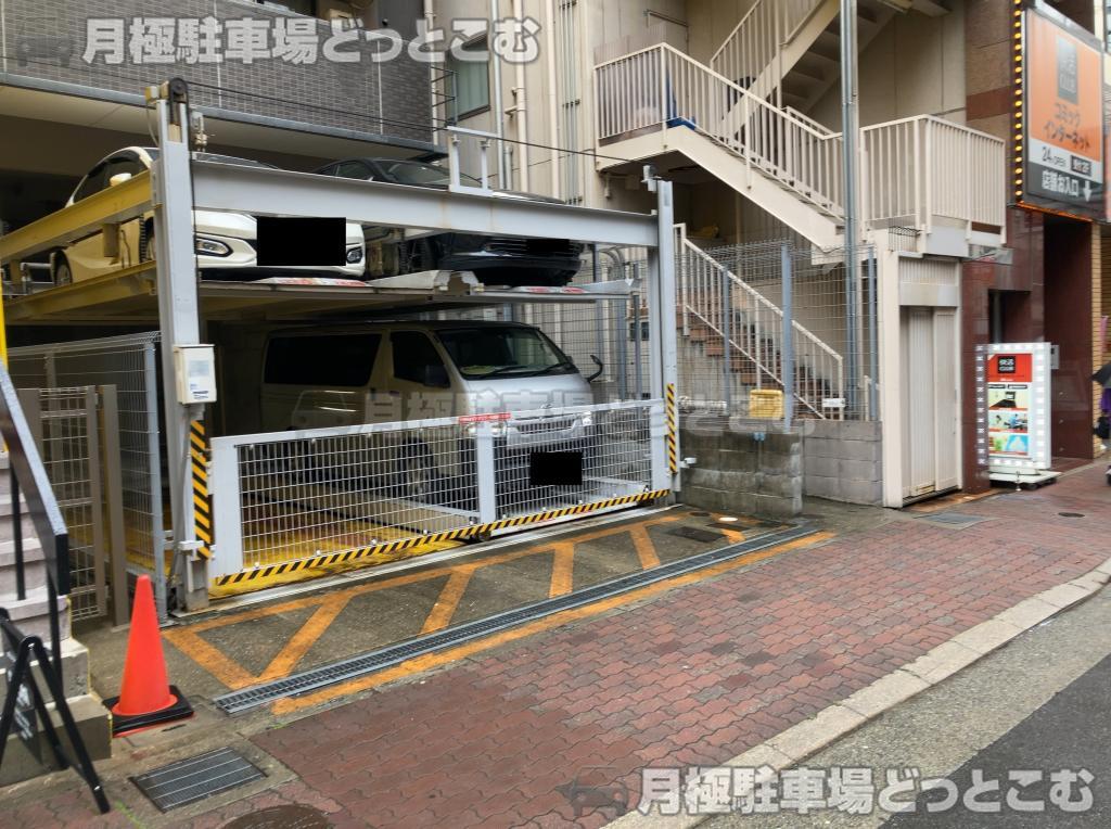神戸市中央区元町通3-12-20の月極駐車場3