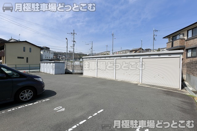 奈良市三碓町2199の月極駐車場3