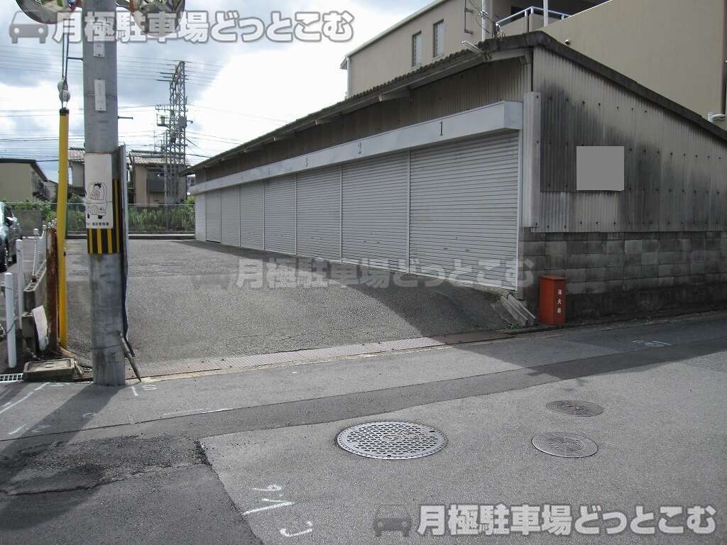 橿原市木原町68-4の月極駐車場2