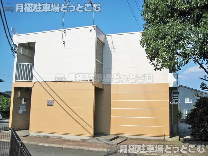 鹿沼市千渡1057－10の月極駐車場1