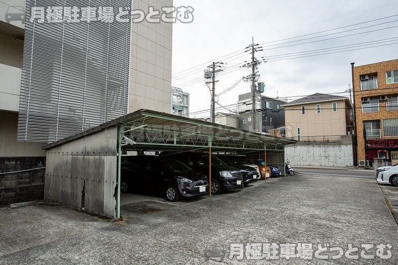 生駒市東松ヶ丘1837-1、1837-6、1837-7の月極駐車場3