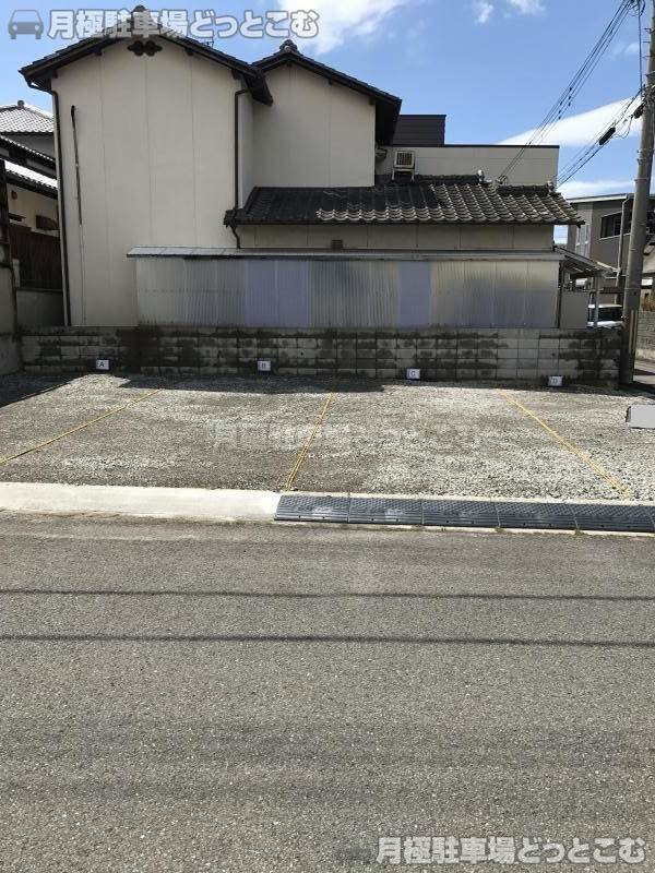 和歌山市北出島24-20の月極駐車場2