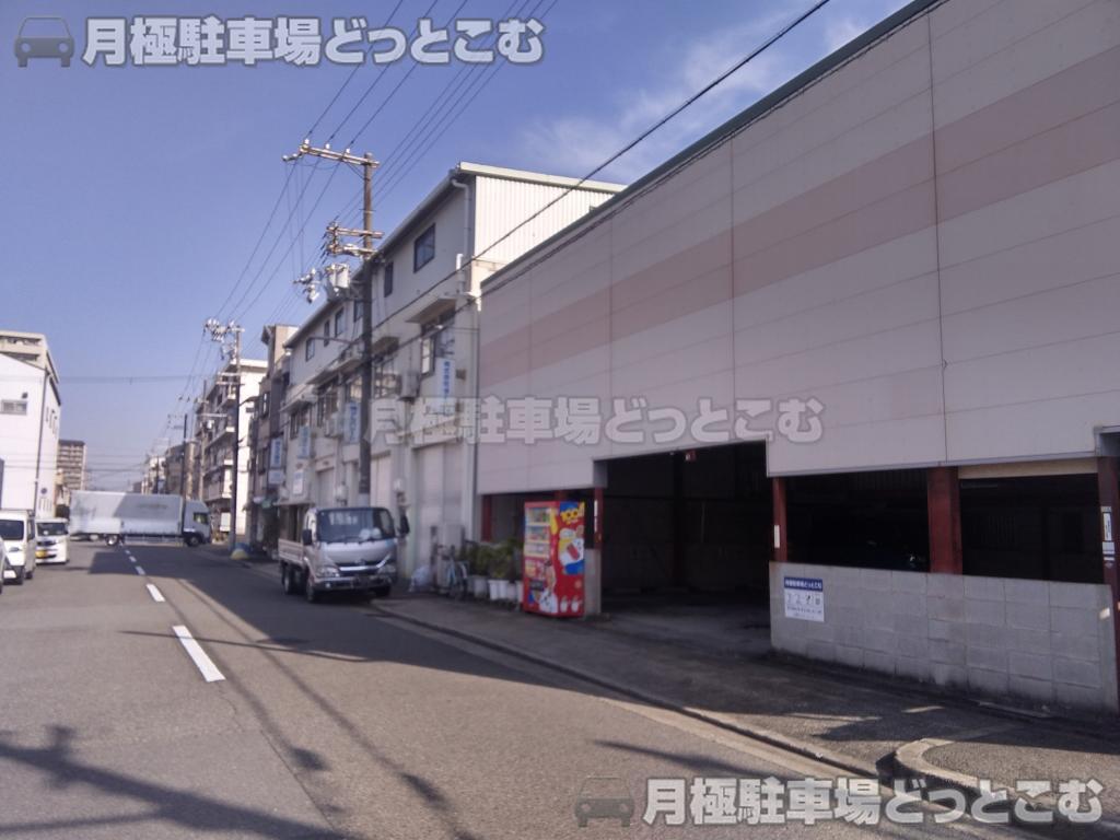 大阪市大正区北恩加島1丁目12-10の月極駐車場8