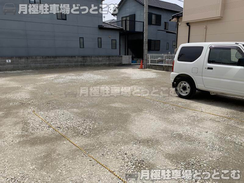 和歌山市三葛432-2の月極駐車場2