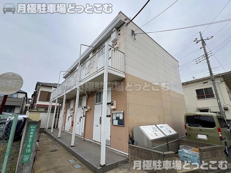 狛江市中和泉5－18－20の月極駐車場1