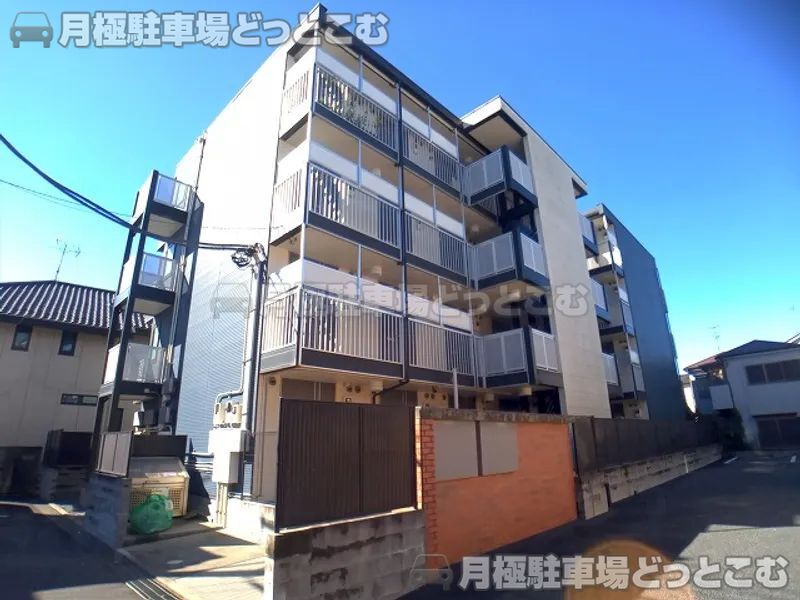 船橋市山手3－3－14の月極駐車場1