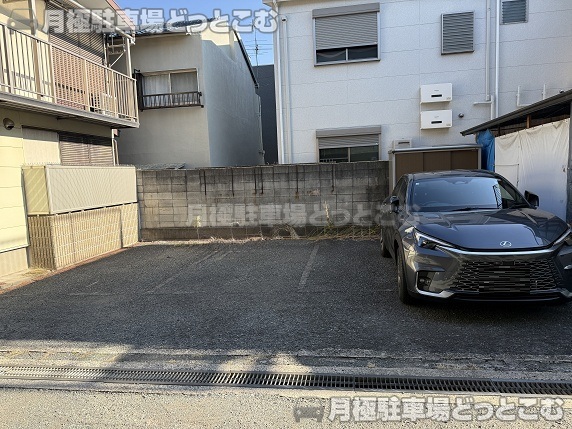 大阪市西淀川区姫島1丁目7-26の月極駐車場1