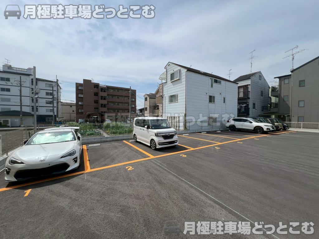 京都市西京区下津林東芝ノ宮町3番、4番の月極駐車場2