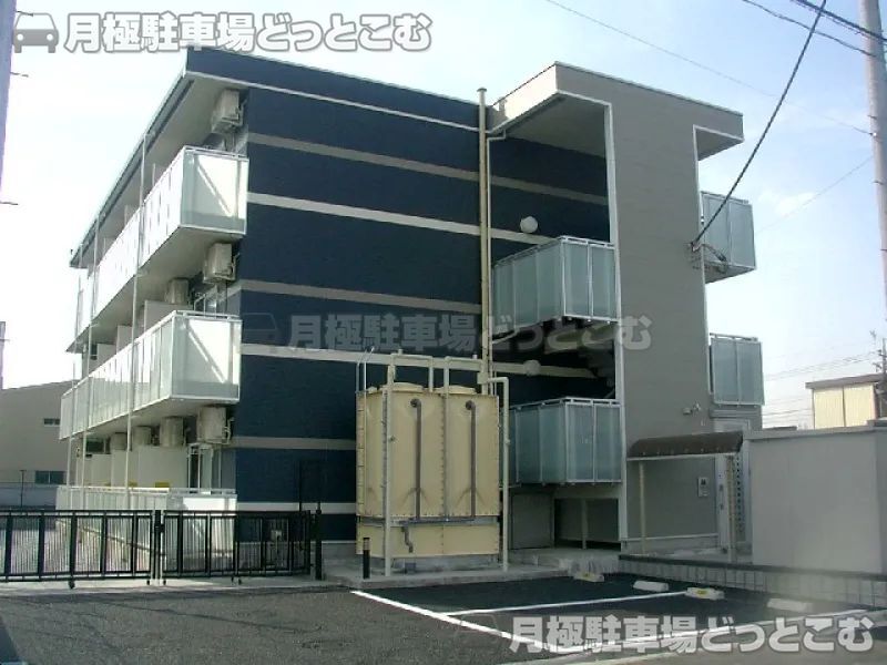 戸田市新曽2108－1の月極駐車場1