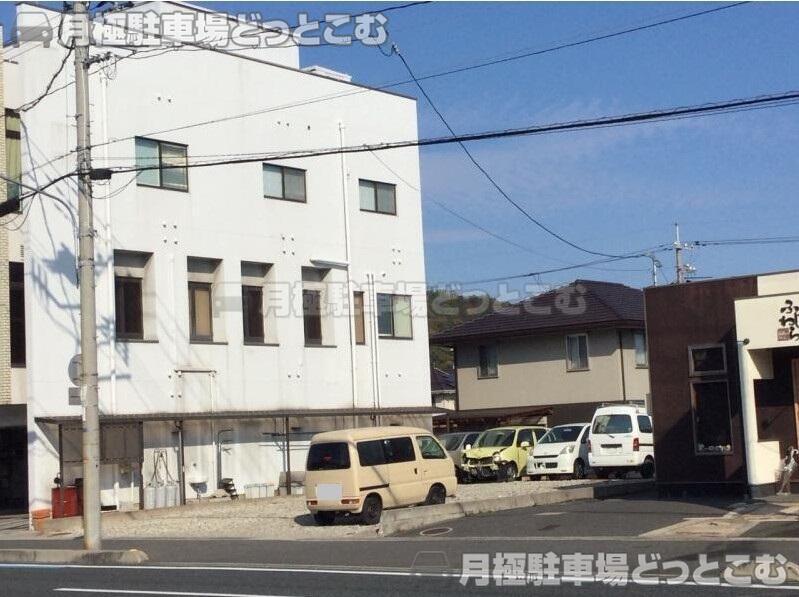 玉野市田井3-7-5の月極駐車場1