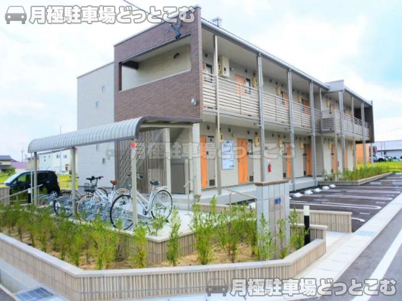 春日井市庄名町1－3－3の月極駐車場1