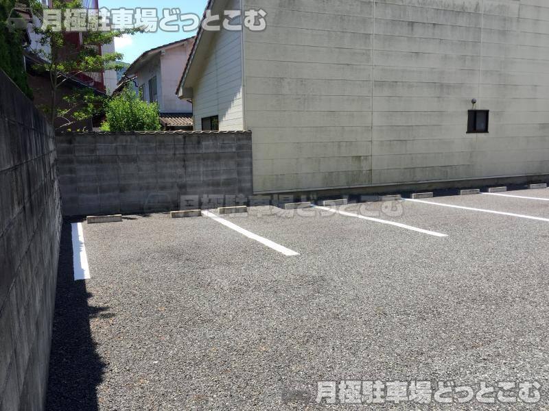 高梁市南町173番地の月極駐車場3