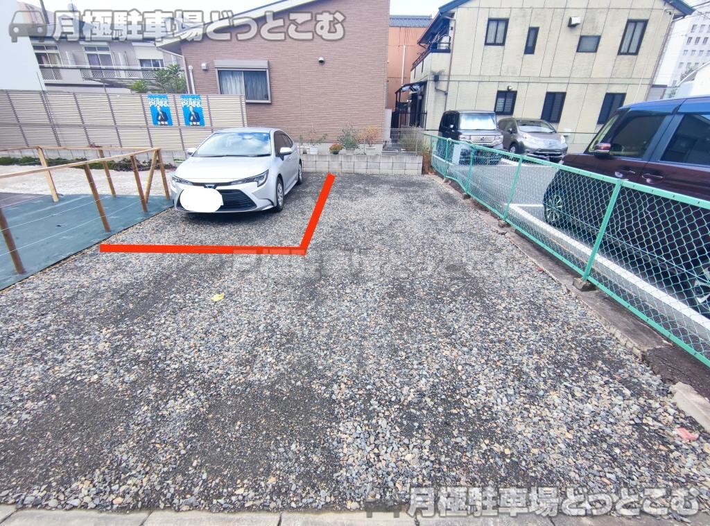 名古屋市中村区名楽町5丁目10の月極駐車場6