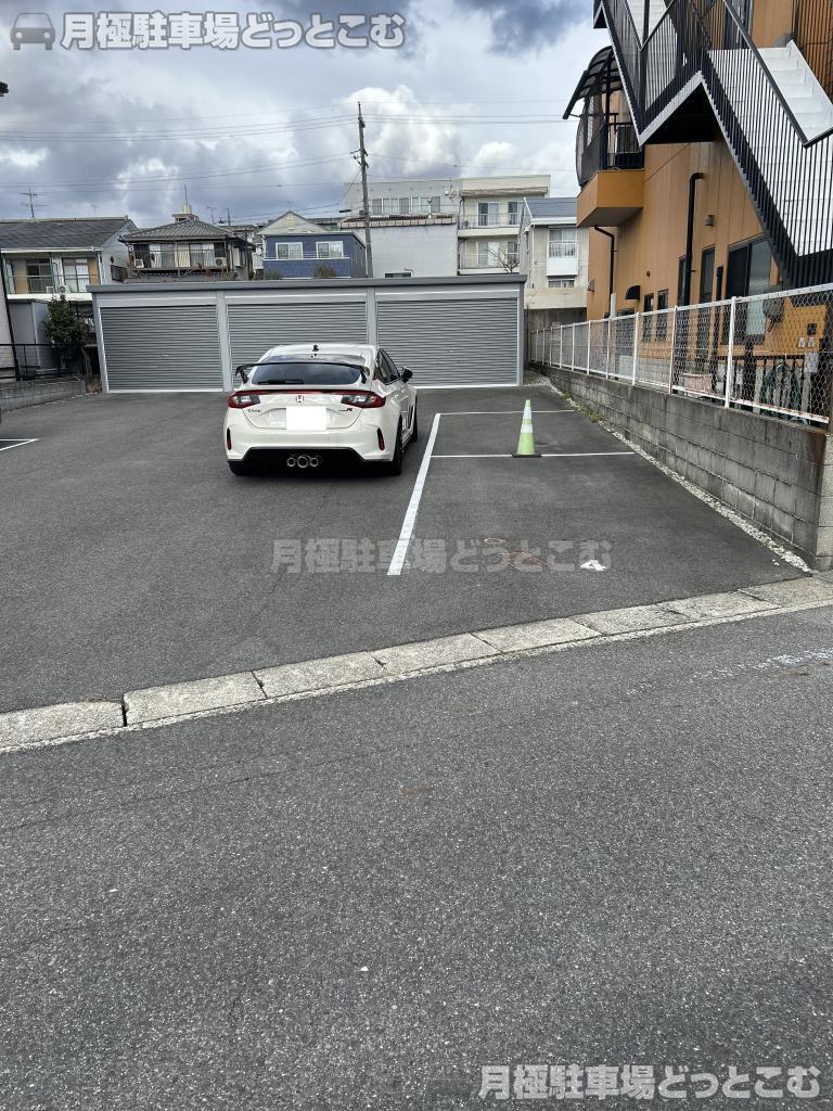 長久手市井堀517の月極駐車場1