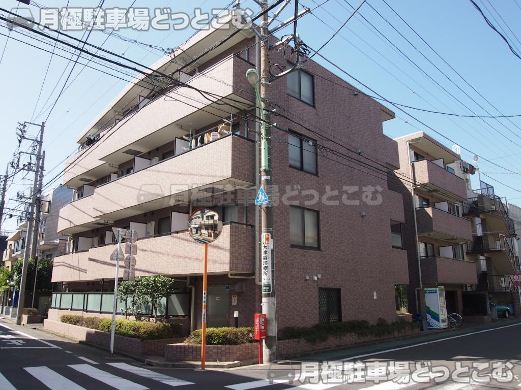 世田谷区三軒茶屋1丁目15－14 の月極駐車場2