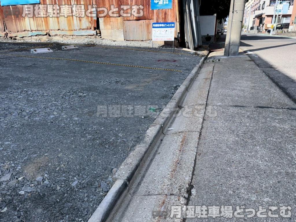 名古屋市北区中切町2丁目63-5の月極駐車場2