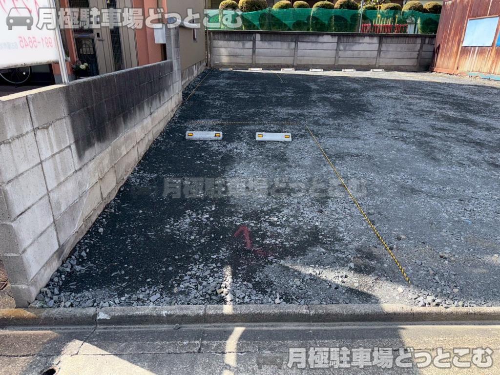 名古屋市北区中切町2丁目63-5の月極駐車場3