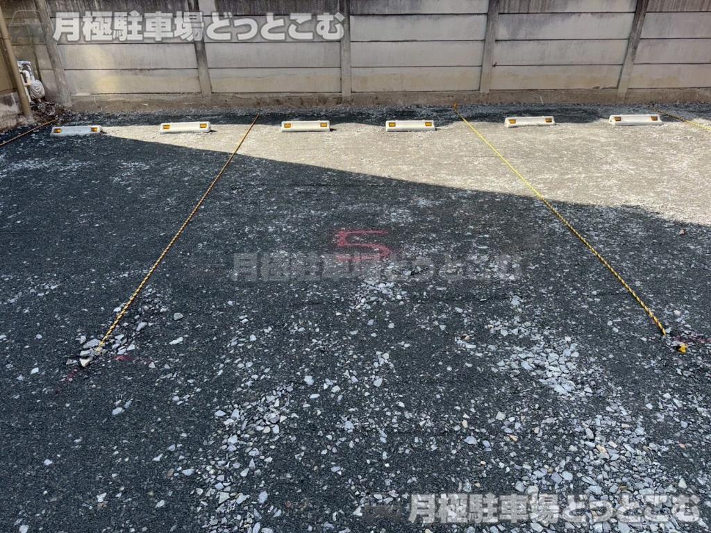 名古屋市北区中切町2丁目63-5の月極駐車場6