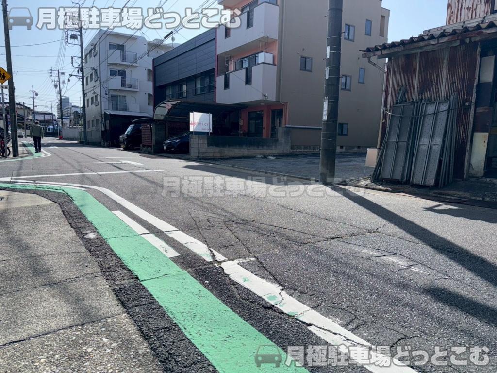 名古屋市北区中切町2丁目63-5の月極駐車場8