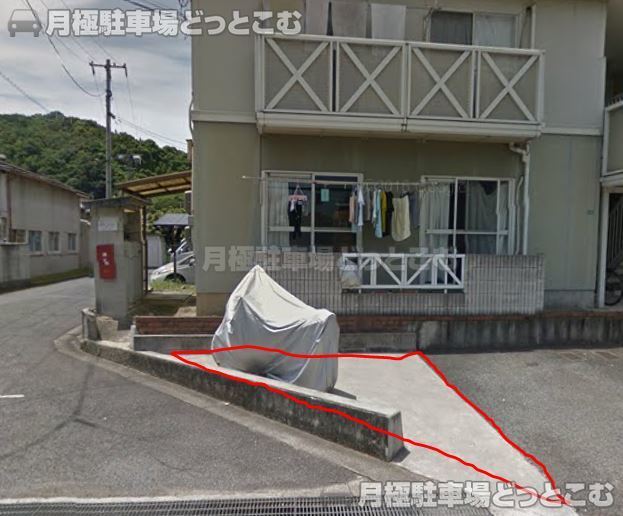 福山市千田町2丁目3-23の月極駐車場1