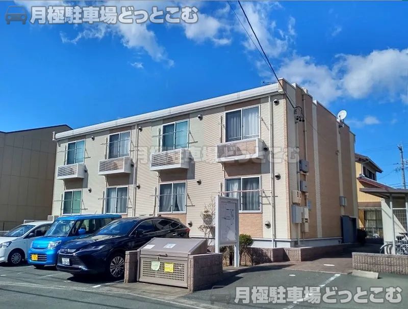 豊橋市内張町14－17の月極駐車場1