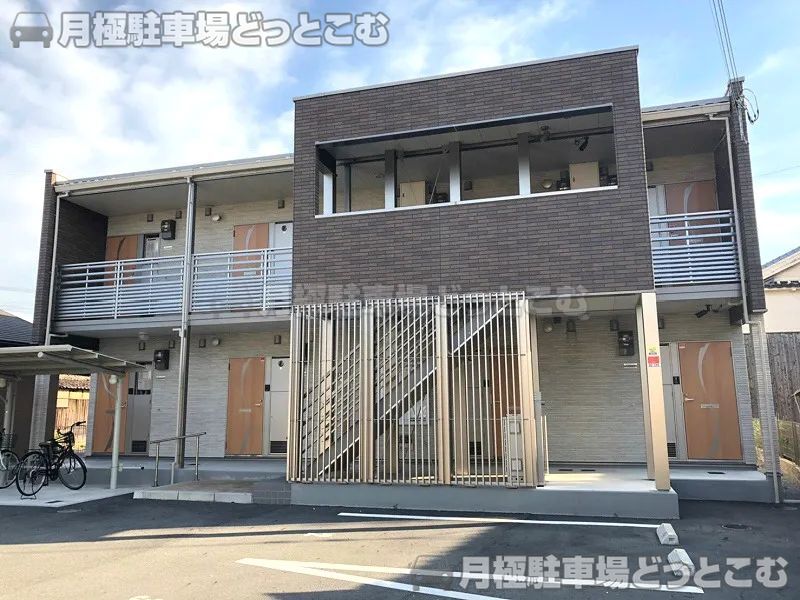 三木市福井1－11－18の月極駐車場1