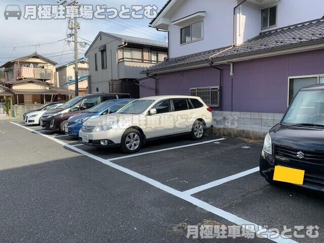 広島市安佐北区口田南2丁目18の月極駐車場2