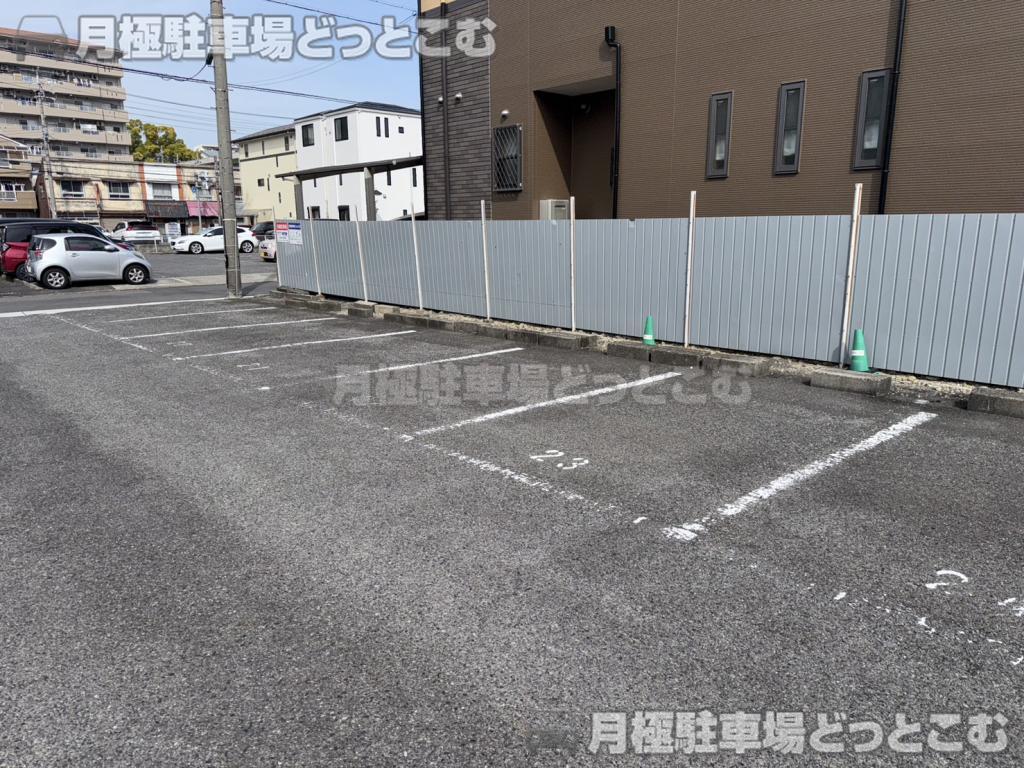 名古屋市北区志賀町4-11の月極駐車場2