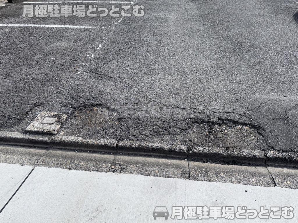 名古屋市北区志賀町4-11の月極駐車場3
