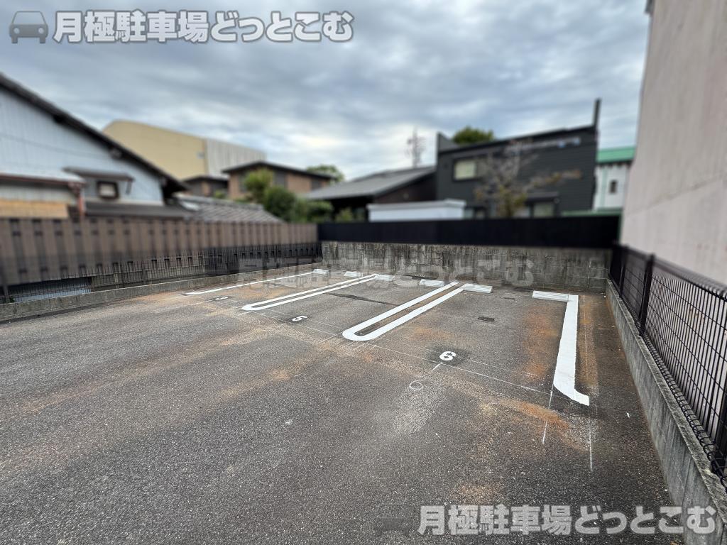 名古屋市東区新出来2丁目908の月極駐車場2