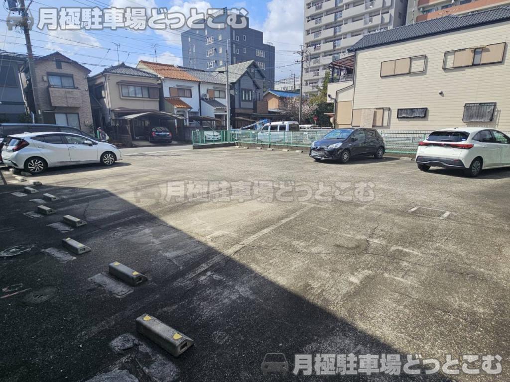 名古屋市熱田区大宝4丁目1609の月極駐車場3