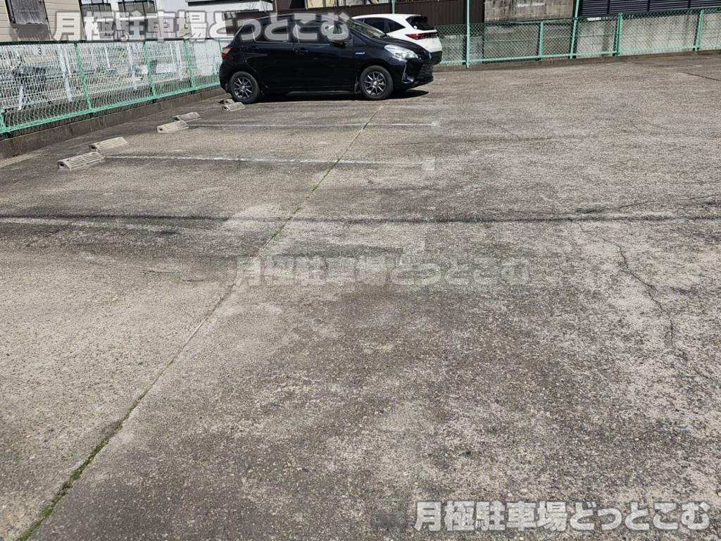 名古屋市熱田区大宝4丁目1609の月極駐車場6