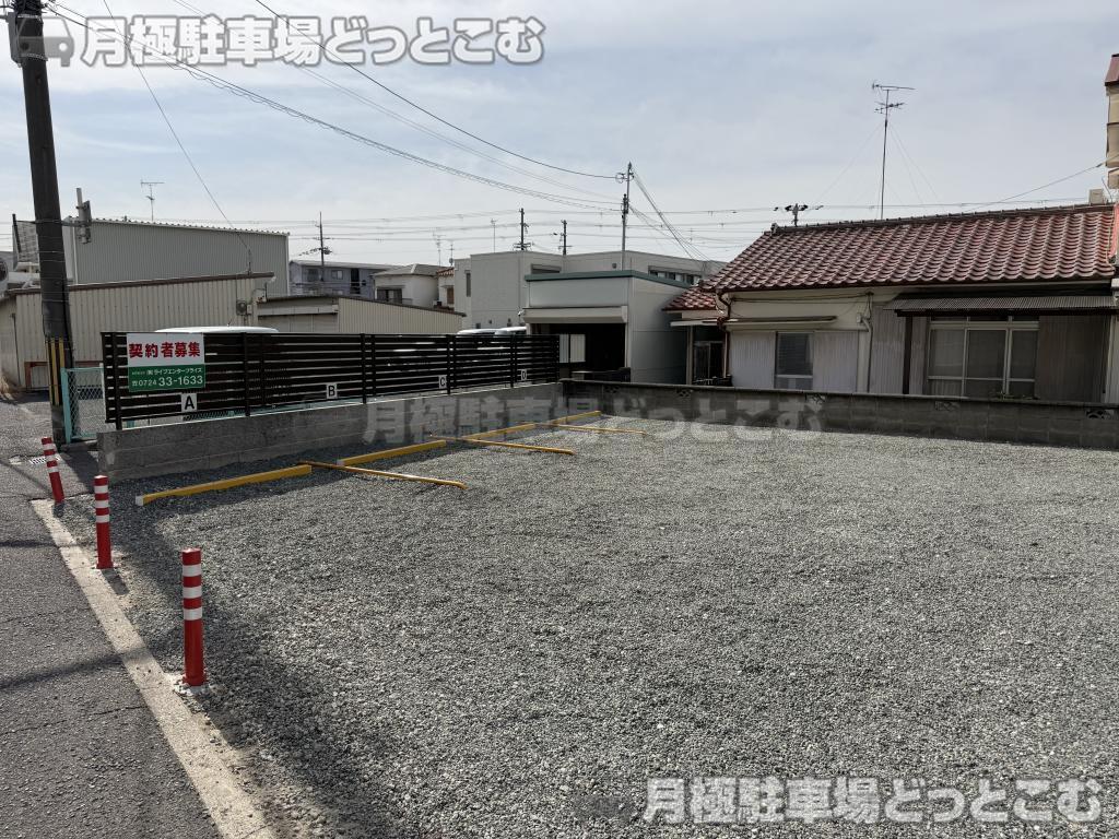 岸和田市土生町7丁目4−39の月極駐車場2
