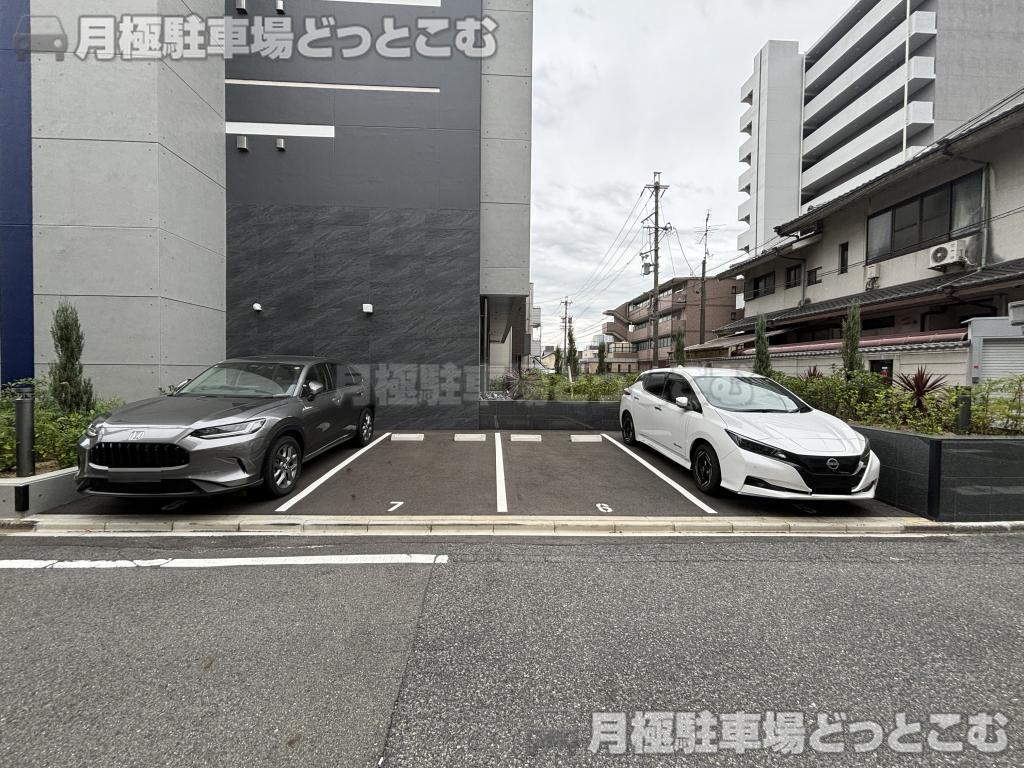 名古屋市中村区井深町8-32の月極駐車場3