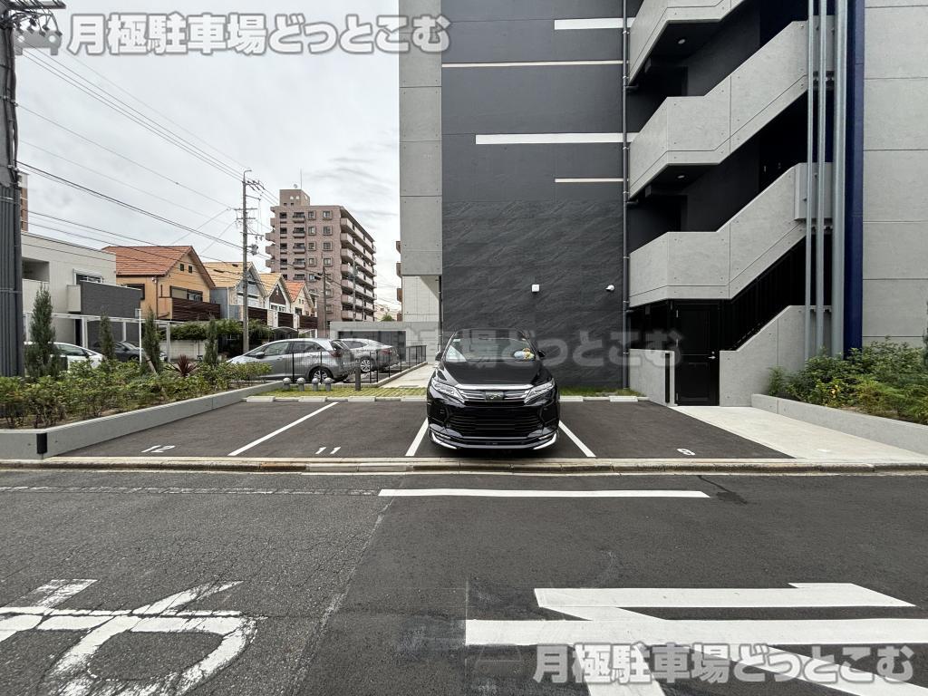 名古屋市中村区井深町8-32の月極駐車場9