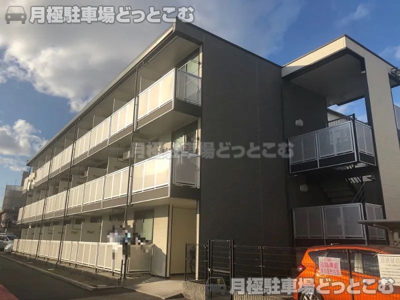 大阪市生野区中川2－9－10の月極駐車場1